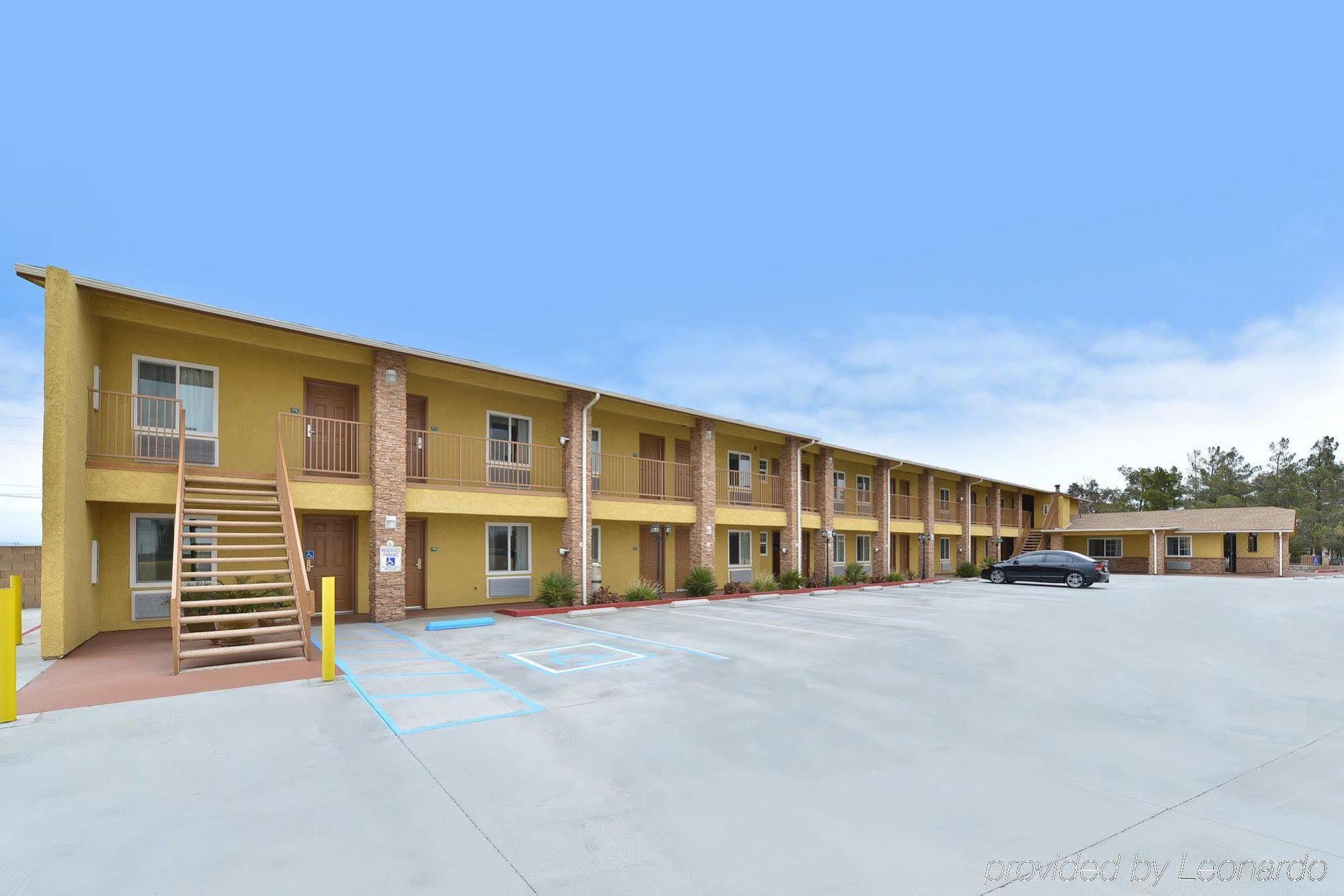 Rodeway Inn Adelanto Us 395 Exterior photo
