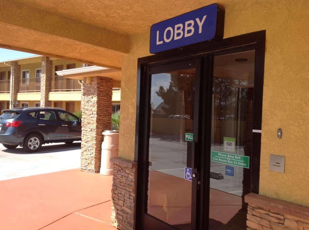 Rodeway Inn Adelanto Us 395 Exterior photo